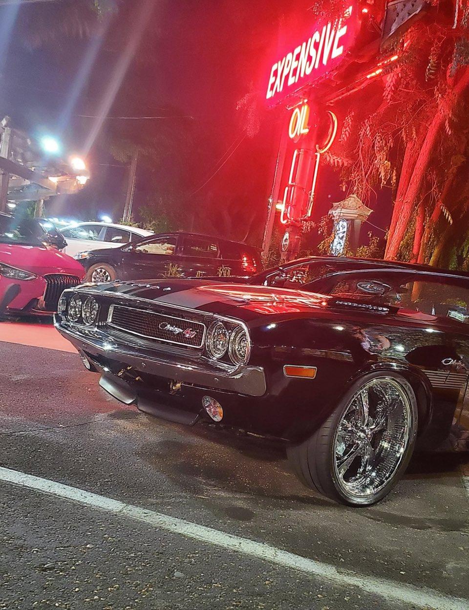 Vintage Challenger Red Neon